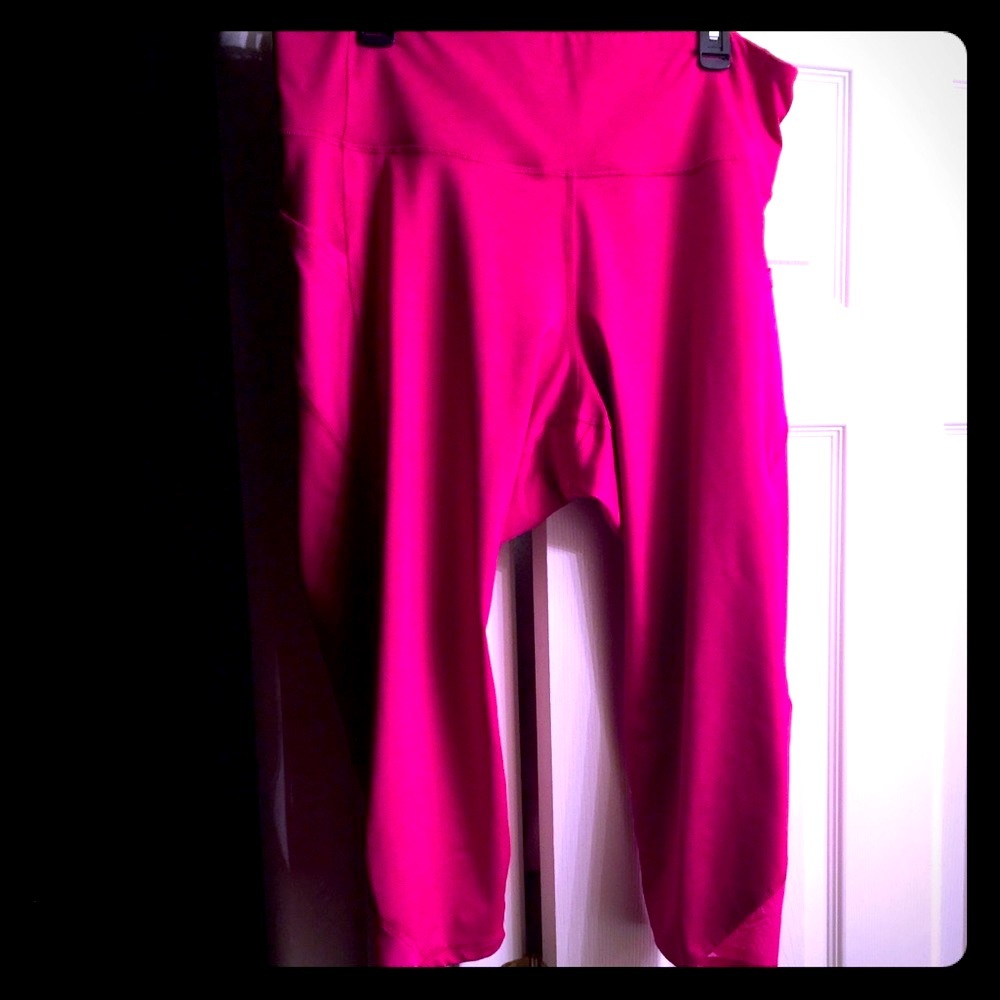 Old Navy active Capri leggings XXL